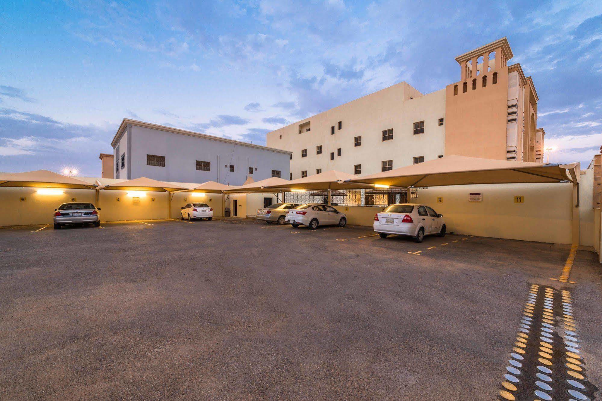 Boudl Al Fakhria Aparthotel Unaizah Εξωτερικό φωτογραφία